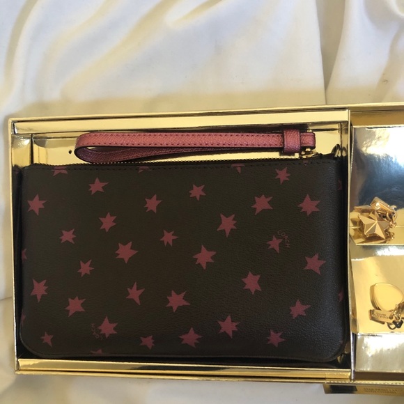 purple coach wristlet - Picture 2 of 4